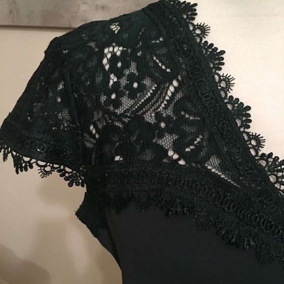 H&M - Dark green top with lace detail - Picture 2 of 5